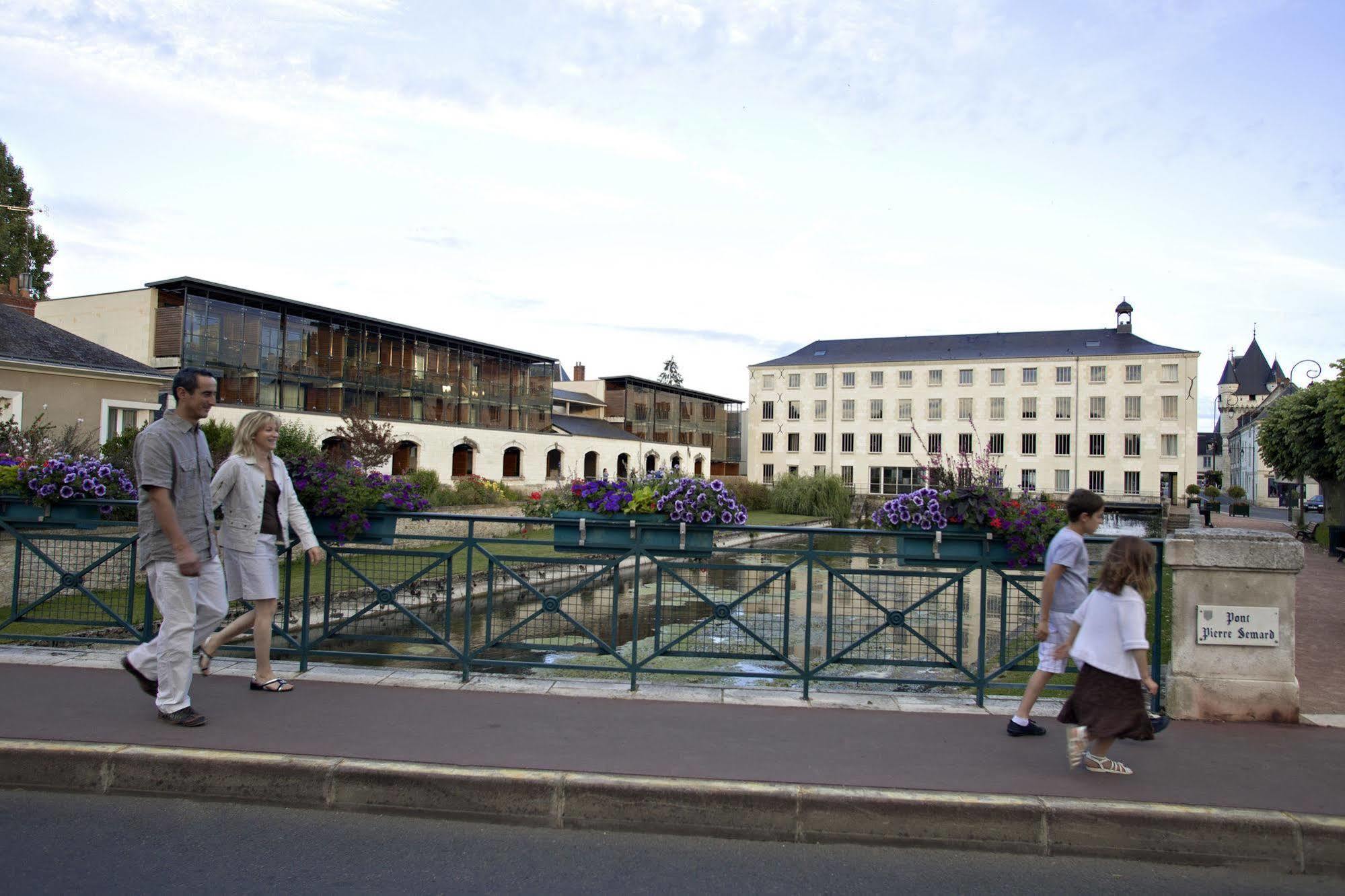 Pierre&Vacances Le Moulin des Cordeliers Loches Exterior foto